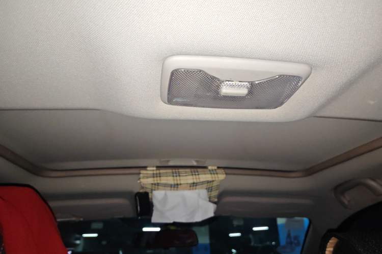 Used CHANGAN CS35 2015 1.6L Automatic Luxury Model China IV Standard Headliner