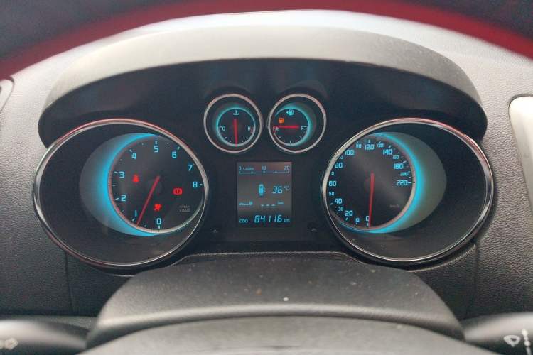 Used CHANGAN CS35 2015 1.6L Manual Luxury Model China IV Standard Instrument Cluster