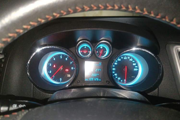 Used CHANGAN CS35 2015 1.6L Automatic Luxury Model China IV Standard Instrument Cluster