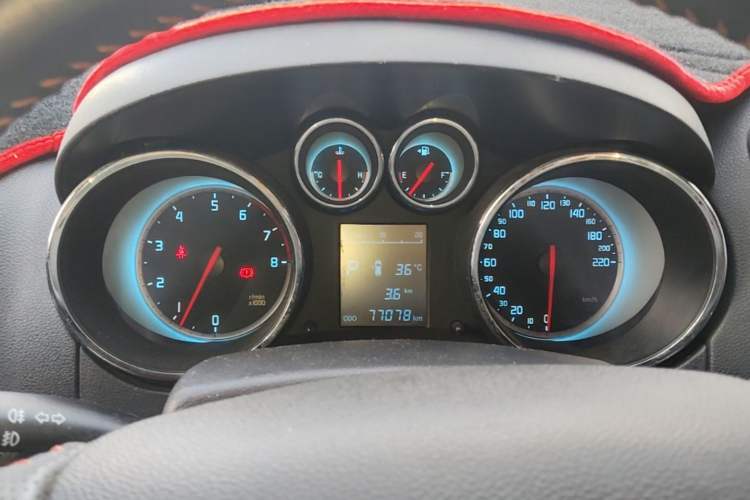 Used CHANGAN CS35 2015 1.6L Automatic Luxury Model China IV Standard Instrument Cluster
