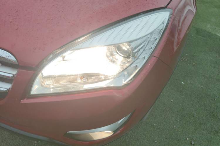 Used CHANGAN CS35 2015 1.6L Automatic Luxury Model China IV Standard Left Front Headlight