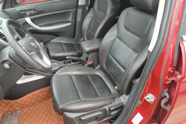 Used CHANGAN CS35 2015 1.6L Automatic Luxury Model China IV Standard Left Front Seat