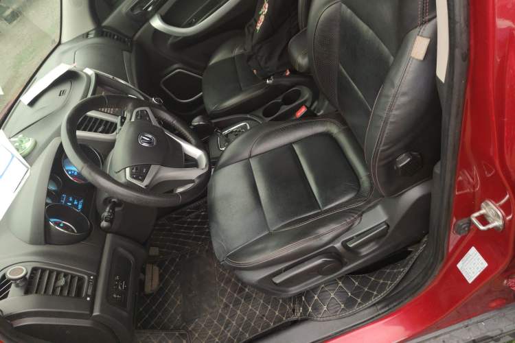 Used CHANGAN CS35 2015 1.6L Automatic Luxury Model China IV Standard Left Front Seat
