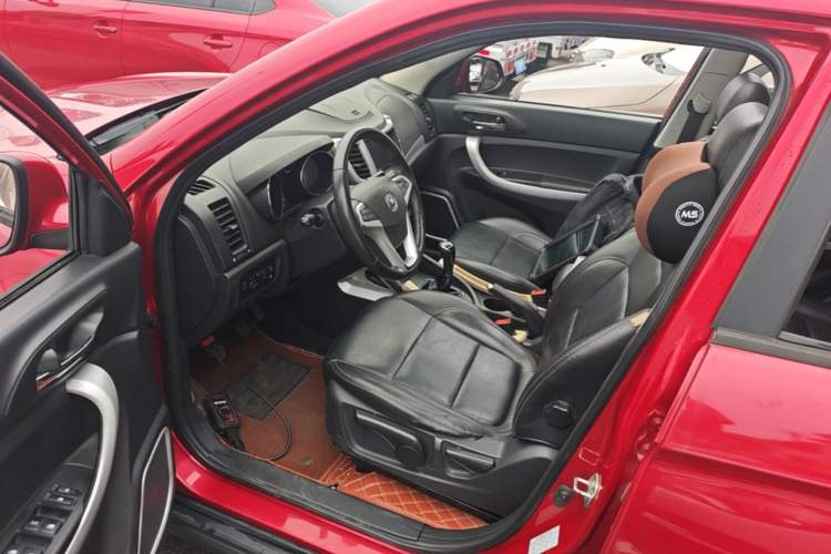 Used CHANGAN CS35 2015 1.6L Manual Luxury Model China IV Standard Left Front Seat