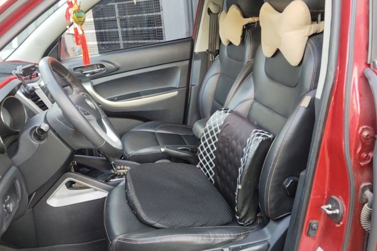 Used CHANGAN CS35 2015 1.6L Automatic Luxury Model China IV Standard Left Front Seat