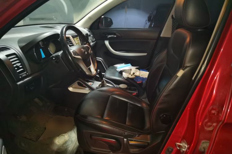 Used CHANGAN CS35 2015 1.6L Manual Luxury Model China IV Standard Left Front Seat