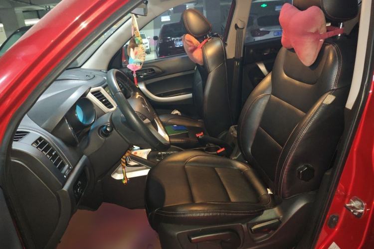 Used CHANGAN CS35 2015 1.6L Automatic Luxury Model China V Standard Left Front Seat