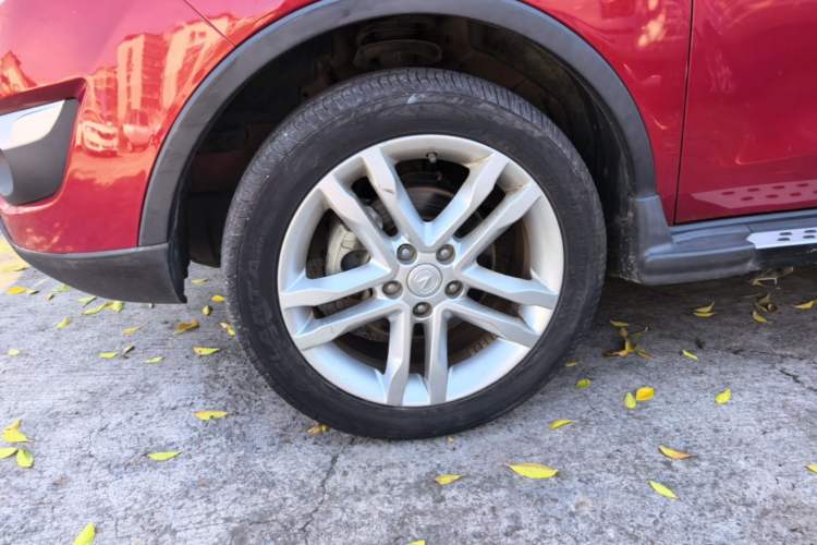 Used CHANGAN CS35 2015 1.6L Manual Luxury Model China IV Standard Left Front Wheel Hub