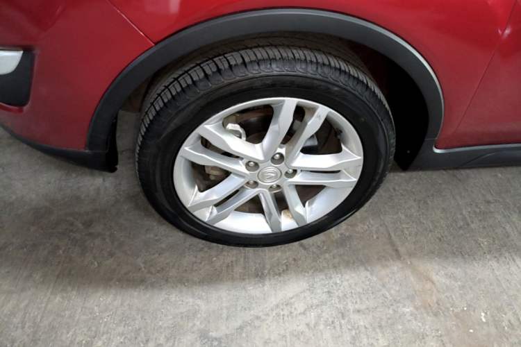 Used CHANGAN CS35 2015 1.6L Manual Luxury Model China IV Standard Left Front Wheel Hub