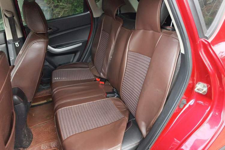 Used CHANGAN CS35 2015 1.6L Manual Luxury Model China IV Standard Left Rear Seat