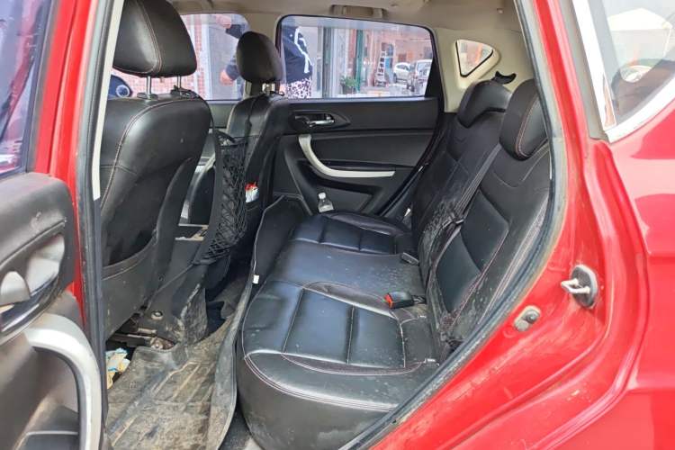 Used CHANGAN CS35 2015 1.6L Manual Luxury Model China V Standard Left Rear Seat