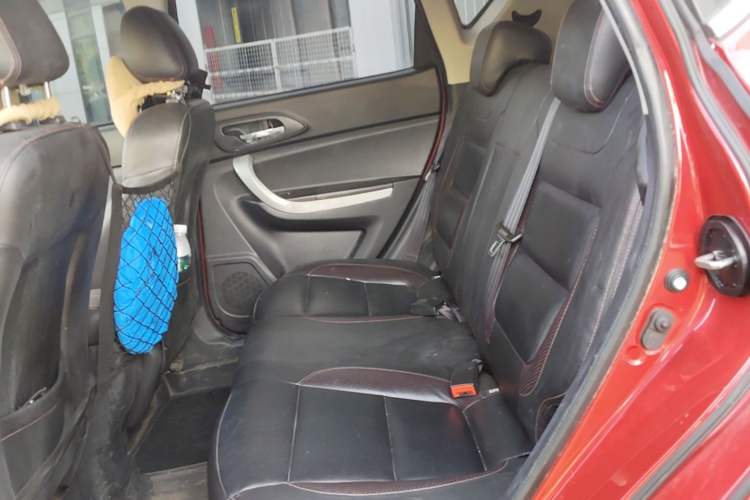 Used CHANGAN CS35 2015 1.6L Automatic Luxury Model China IV Standard Left Rear Seat