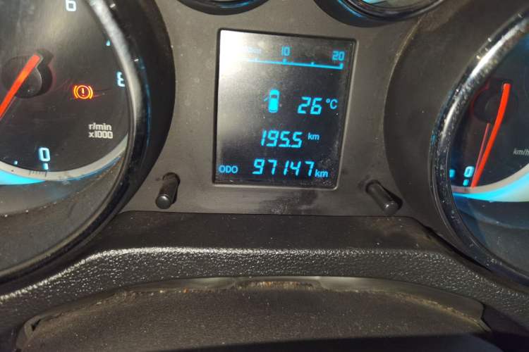 Used CHANGAN CS35 2015 1.6L Manual Luxury Model China IV Standard Odometer Close Up