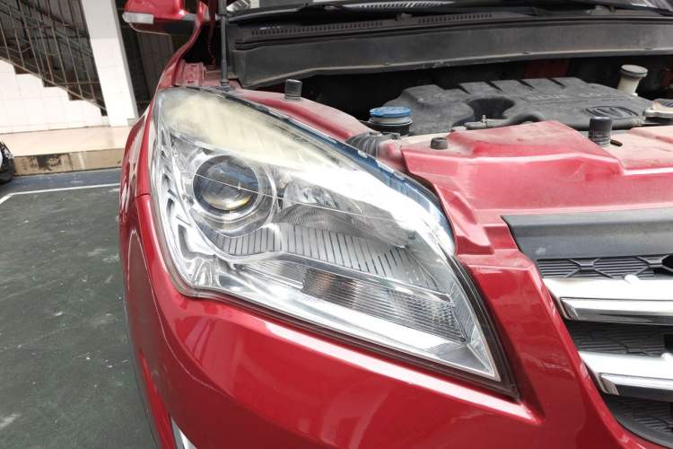 Used CHANGAN CS35 2015 1.6L Manual Luxury Model China IV Standard Right Front Headlight