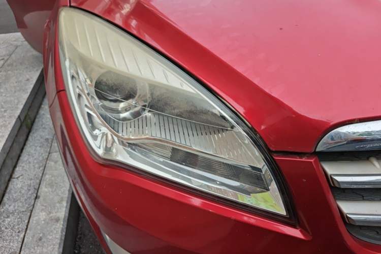 Used CHANGAN CS35 2015 1.6L Manual Luxury Model China V Standard Right Front Headlight