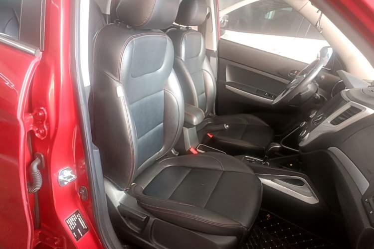 Used CHANGAN CS35 2015 1.6L Automatic Prestige Model China IV Standard Right Front Seat