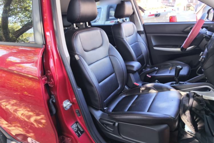Used CHANGAN CS35 2015 1.6L Manual Luxury Model China IV Standard Right Front Seat