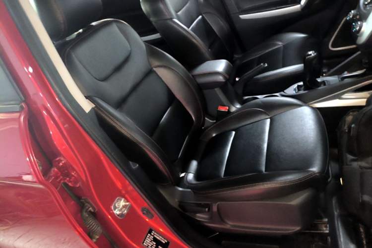 Used CHANGAN CS35 2015 1.6L Manual Luxury Model China IV Standard Right Front Seat