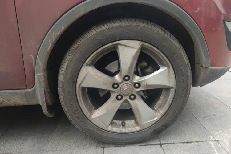 Used CHANGAN CS35 2015 1.6L Automatic Prestige Model China IV Standard Right Front Wheel Hub