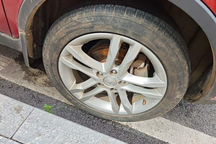 Used CHANGAN CS35 2015 1.6L Manual Luxury Model China V Standard Right Front Wheel Hub