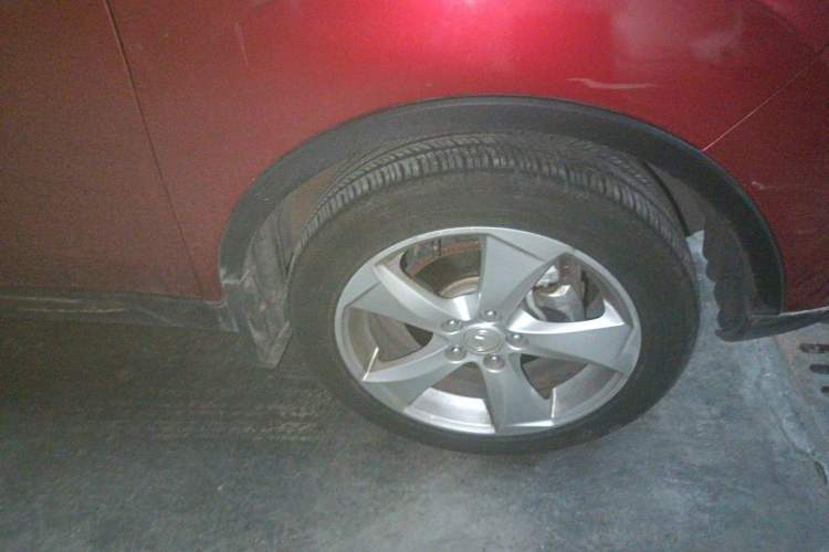 Used CHANGAN CS35 2015 1.6L Automatic Luxury Model China IV Standard Right Front Wheel Hub