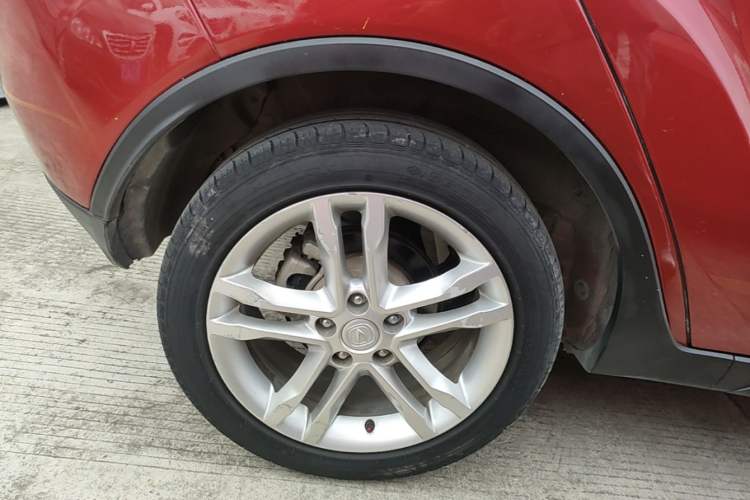 Used CHANGAN CS35 2015 1.6L Automatic Luxury Model China IV Standard Right Rear Wheel Hub