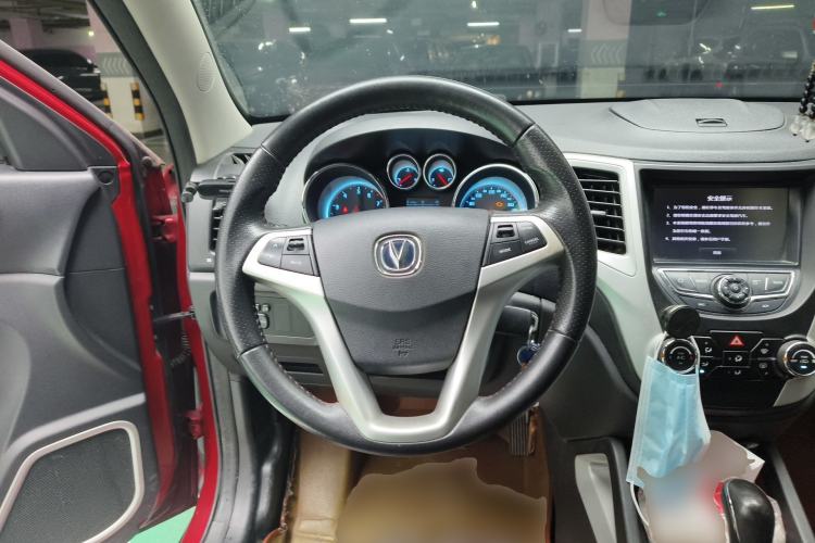 Used CHANGAN CS35 2015 1.6L Automatic Luxury Model China IV Standard Steering Wheel