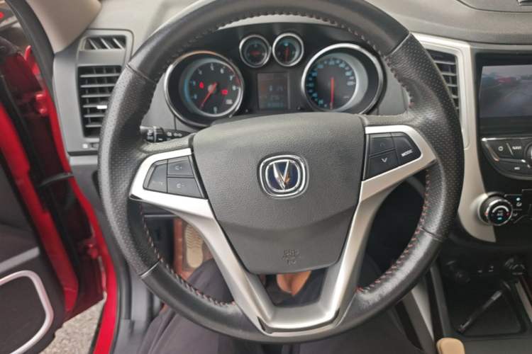 Used CHANGAN CS35 2015 1.6L Manual Luxury Model China IV Standard Steering Wheel