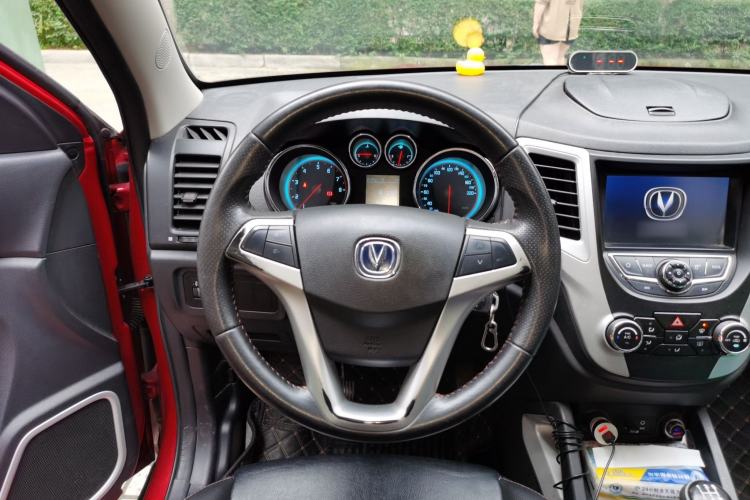 Used CHANGAN CS35 2015 1.6L Manual Luxury Model China IV Standard Steering Wheel
