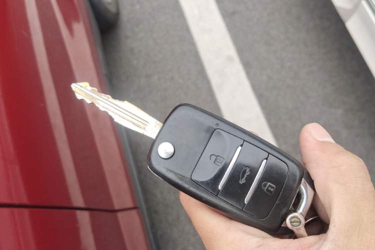 Used CHANGAN CS35 2015 1.6L Automatic Luxury Model China IV Standard Vehicle Key