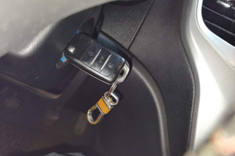 Used CHANGAN CS35 2015 1.6L Manual Luxury Model China IV Standard Vehicle Key