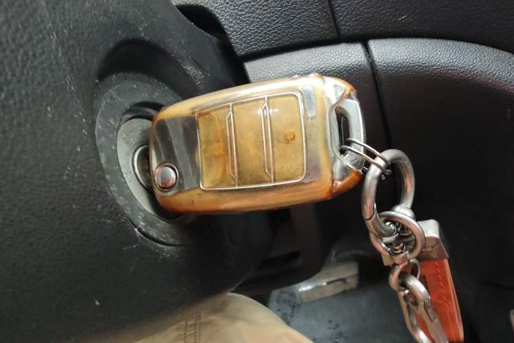 Used CHANGAN CS35 2015 1.6L Automatic Luxury Model China IV Standard Vehicle Key