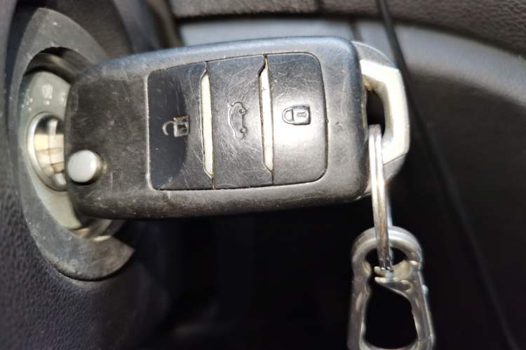Used CHANGAN CS35 2015 1.6L Manual Luxury Model China IV Standard Vehicle Key