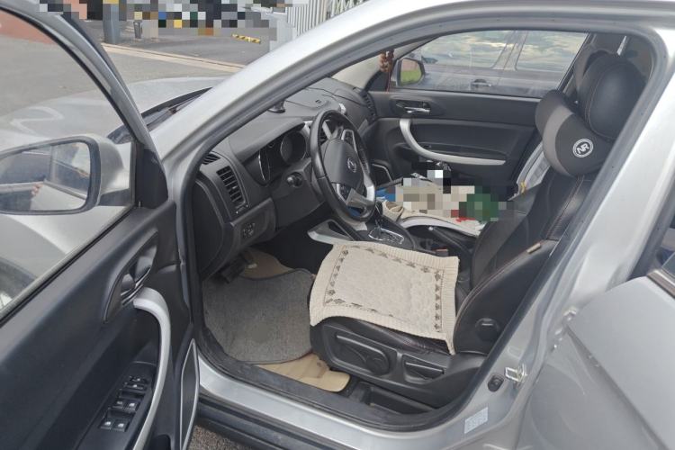 Used CHANGAN CS35 2015 1.6L Automatic Luxury Model China V Standard Driver Seat