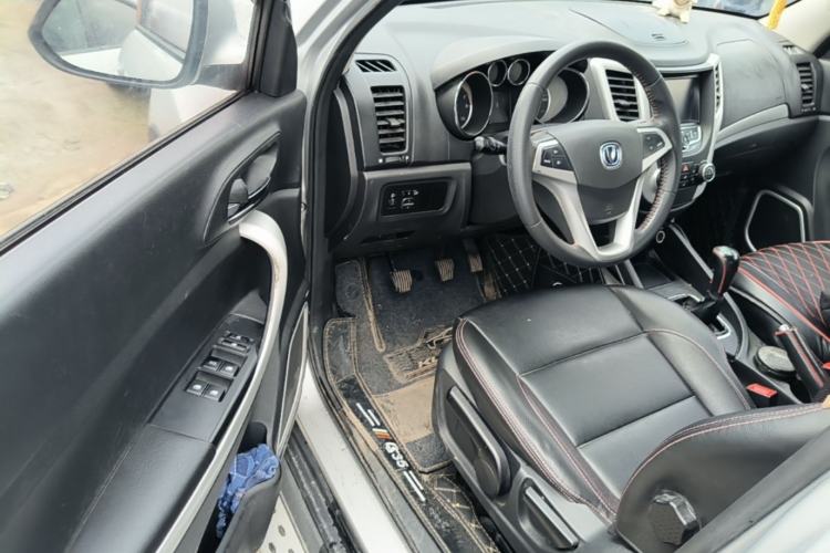 Used CHANGAN CS35 2015 1.6L Manual Luxury Model China IV Standard Driver Seat