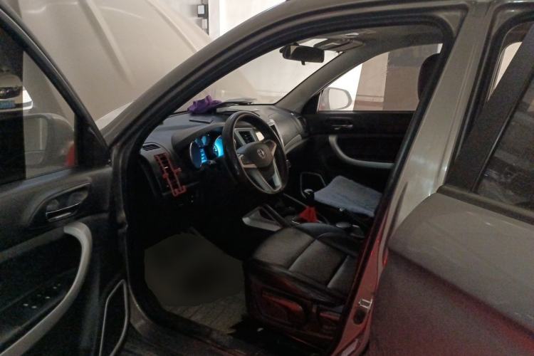 Used CHANGAN CS35 2015 1.6L Manual Luxury Model China V Standard Driver Seat