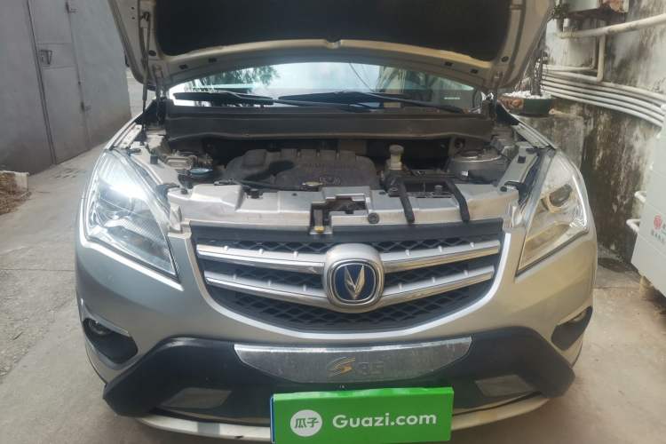 Used CHANGAN CS35 2015 1.6L Automatic Luxury Model China IV Standard Engine Bay