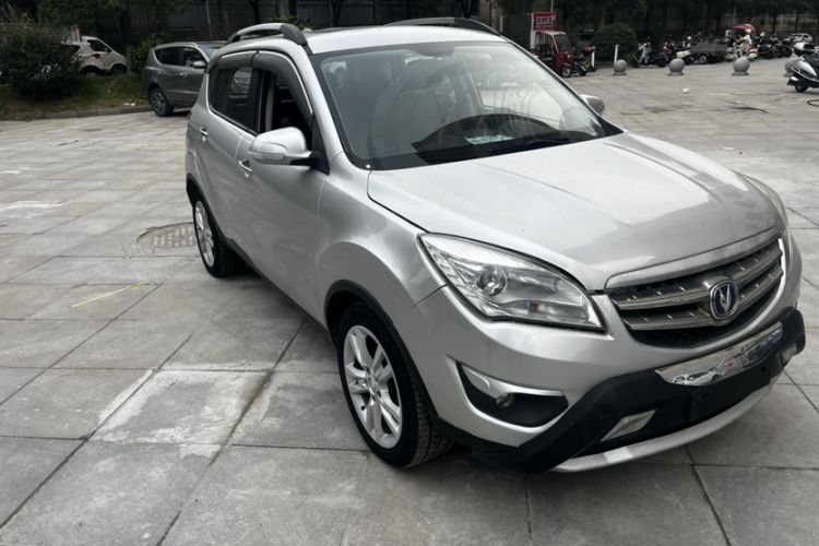 Used CHANGAN CS35 2015 1.6L Automatic Luxury Model China V Standard Exterior 2