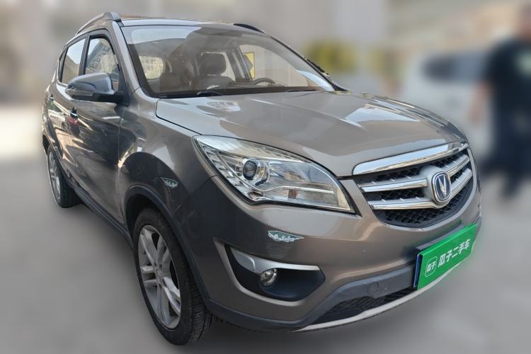 Used CHANGAN CS35 2015 1.6L Automatic Luxury Model China V Standard Front Right 45 Deg