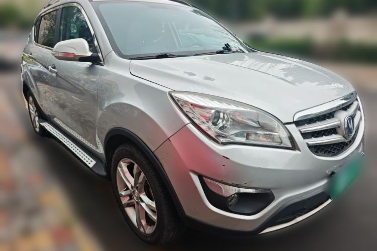 Used CHANGAN CS35 2015 1.6L Manual Luxury Model China V Standard Front Right 45 Deg