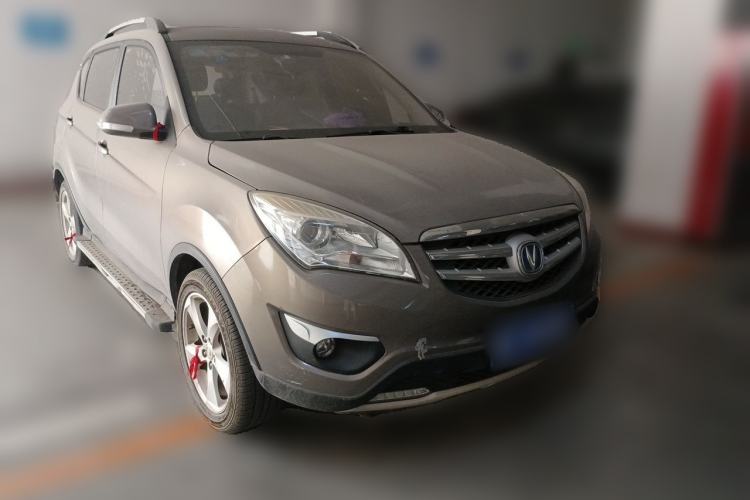 Used CHANGAN CS35 2015 1.6L Manual Luxury Model China V Standard Front Right 45 Deg