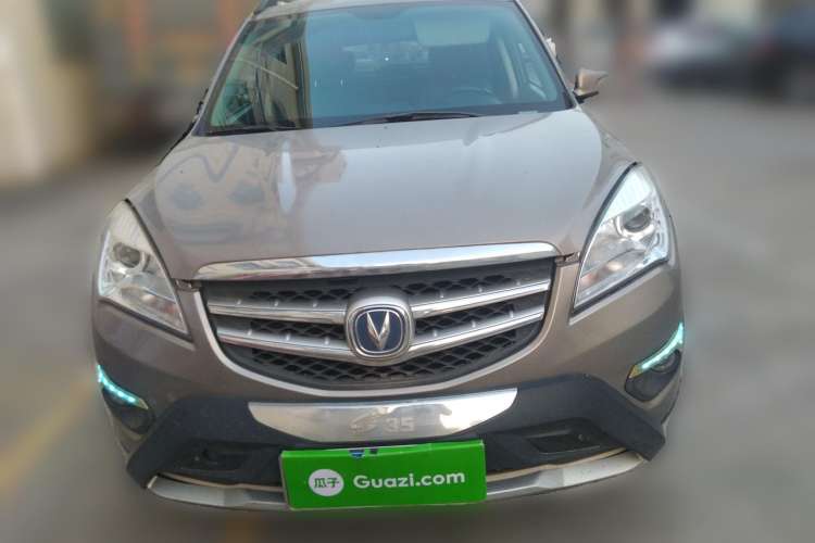 Used CHANGAN CS35 2015 1.6L Automatic Luxury Model China IV Standard Front