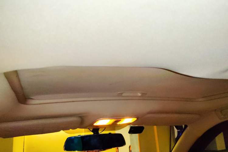Used CHANGAN CS35 2015 1.6L Automatic Luxury Model China V Standard Headliner