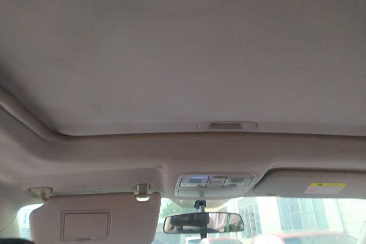 Used CHANGAN CS35 2015 1.6L Automatic Luxury Model China IV Standard Headliner