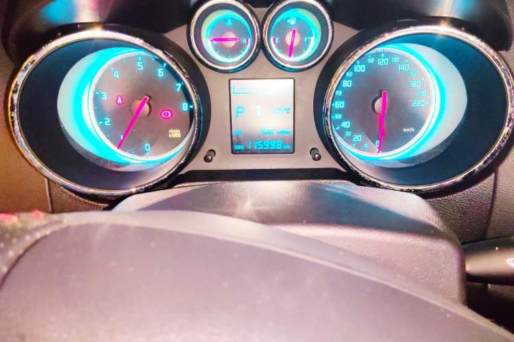 Used CHANGAN CS35 2015 1.6L Automatic Luxury Model China V Standard Instrument Cluster