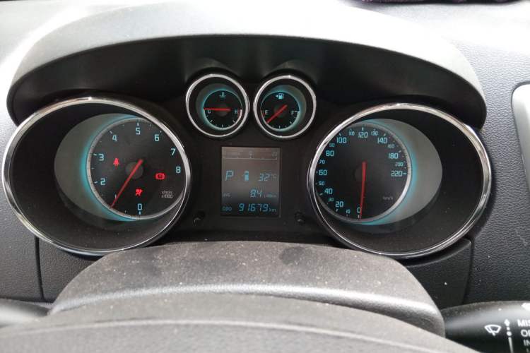 Used CHANGAN CS35 2015 1.6L Automatic Luxury Model China V Standard Instrument Cluster