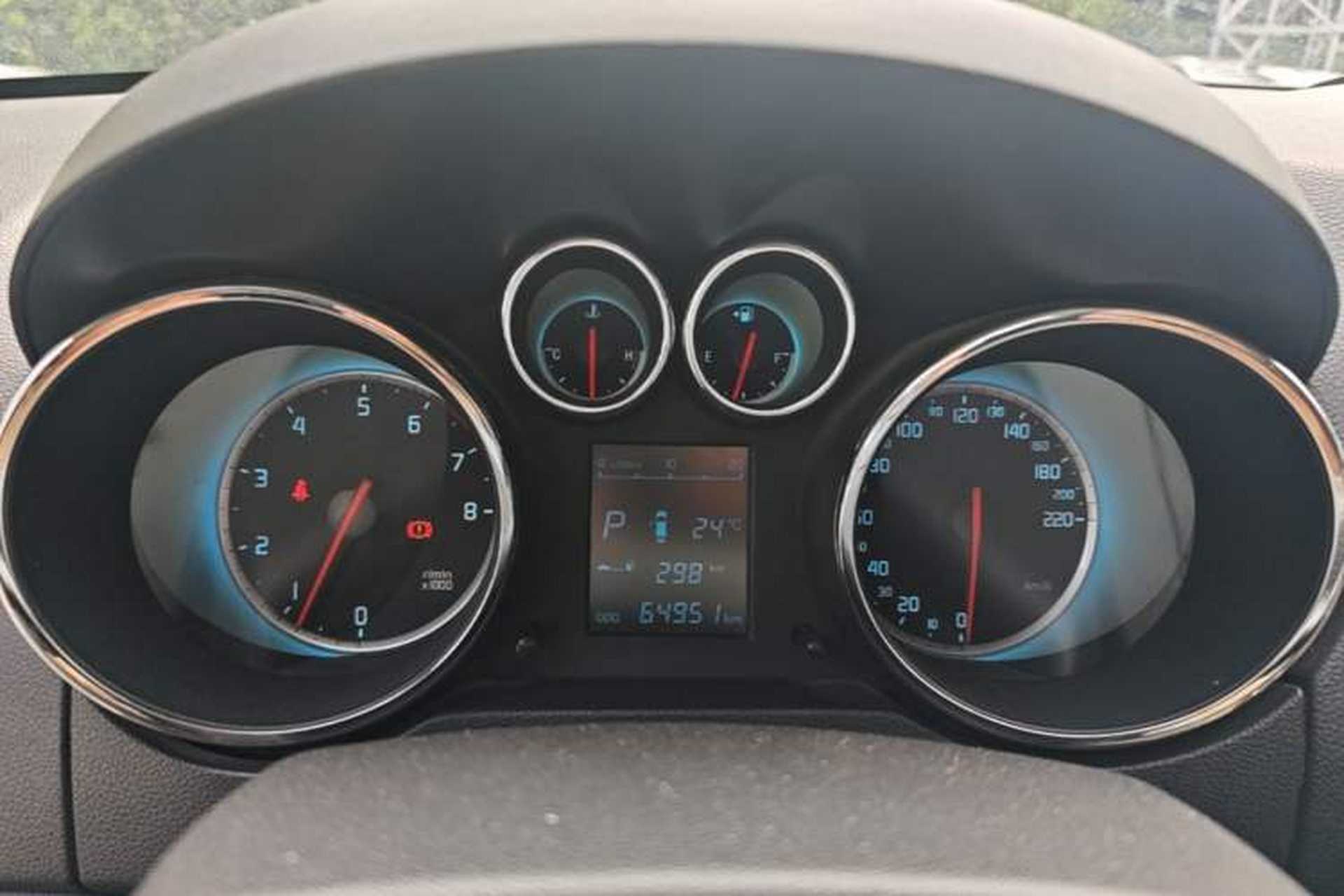 Used CHANGAN CS35 2015 1.6L Automatic Prestige Model China IV Standard Instrument Cluster