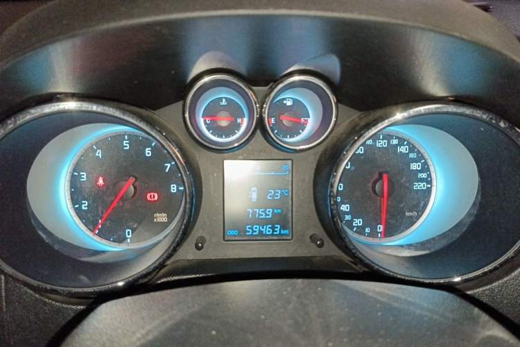 Used CHANGAN CS35 2015 1.6L Manual Luxury Model China V Standard Instrument Cluster