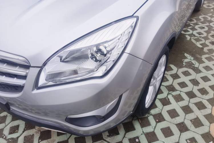 Used CHANGAN CS35 2015 1.6L Automatic Luxury Model China IV Standard Left Front Headlight