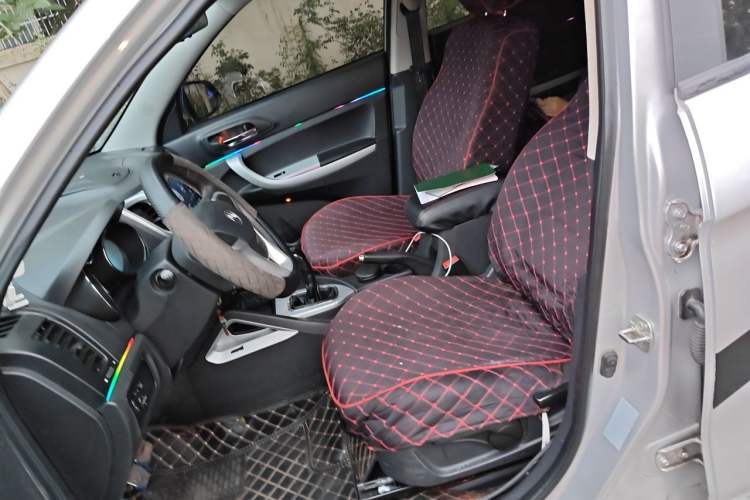 Used CHANGAN CS35 2015 1.6L Manual Luxury Model China IV Standard Left Front Seat